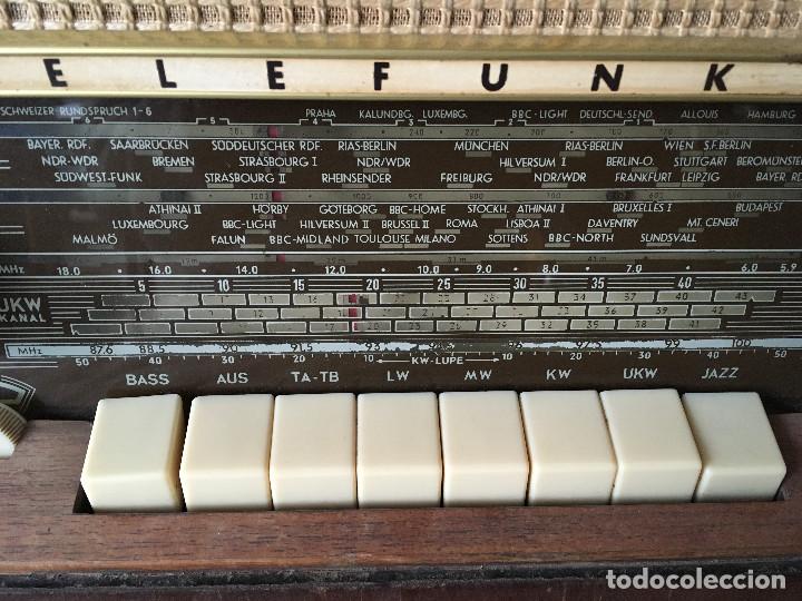 Radios de v&aacute;lvulas: RADIO MADERA TELEFUNKEN SIN CABLE - Foto 6