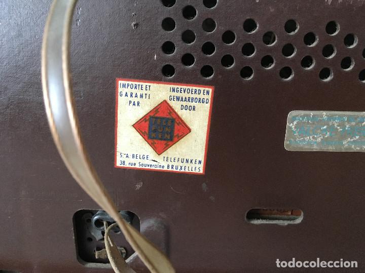 Radios de v&aacute;lvulas: RADIO MADERA TELEFUNKEN SIN CABLE - Foto 20