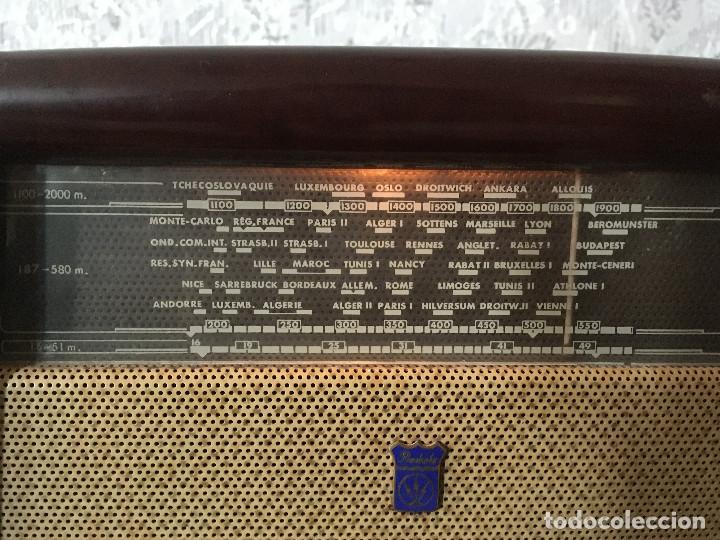 Radios de v&aacute;lvulas: RADIO RADIOLA BAQUELITA CON INTERRUPTOR.220V - Foto 6