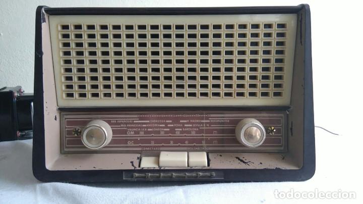 Radios de v&aacute;lvulas: RADIO PHILIPS B2E92U FUNCIONANDO.A&Ntilde;O 1959.ESPA&Ntilde;A - Foto 1
