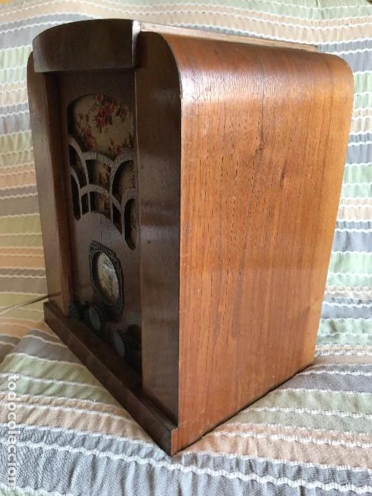 Radios de v&aacute;lvulas: RADIO DE V&Aacute;LVULAS MUY ANTIG&Uuml;O - Foto 4