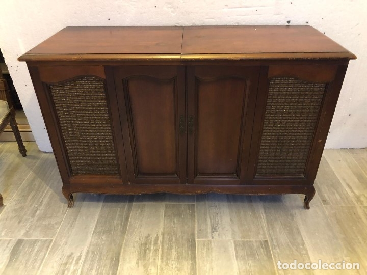 Radios de v&aacute;lvulas: MUEBLE RADIO TOCADISCOS - Foto 3