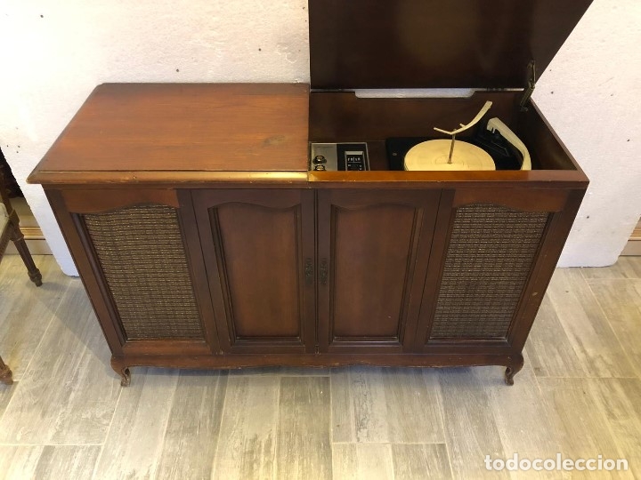 Radios de v&aacute;lvulas: MUEBLE RADIO TOCADISCOS - Foto 5