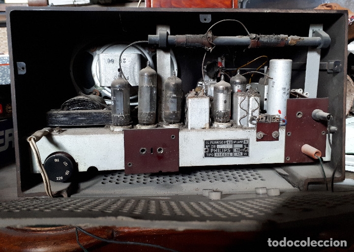 Radios de v&aacute;lvulas: Radio Philips de baquelita - Foto 8