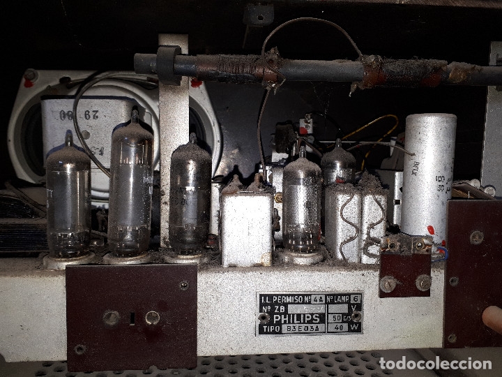 Radios de v&aacute;lvulas: Radio Philips de baquelita - Foto 11