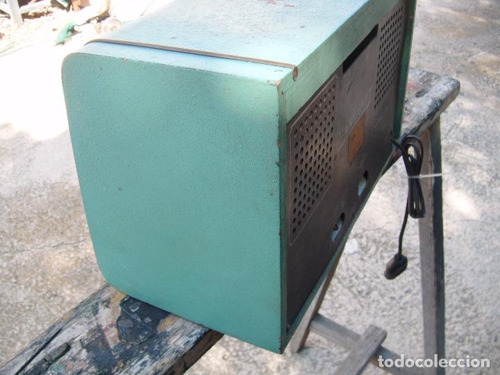 Radios de v&aacute;lvulas: Radio Antigua de la marca TRIDENT - Foto 5