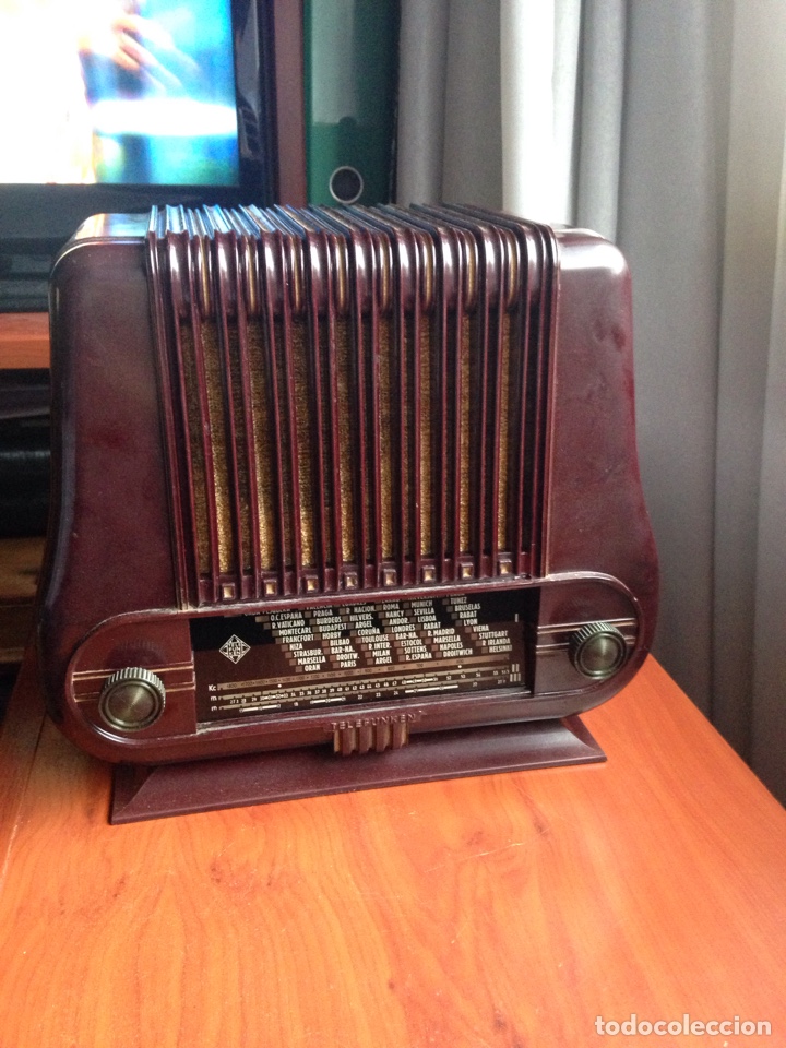 Radios de v&aacute;lvulas: Radio telefunken bah&iacute;a - Foto 1