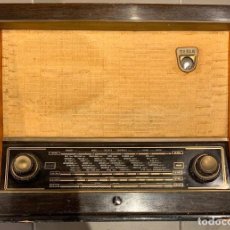 Radios de válvulas: RADIO TESLA MADE IN CZECHOSLOVAKIA 521 A-2 MADERA. Lote 194060885