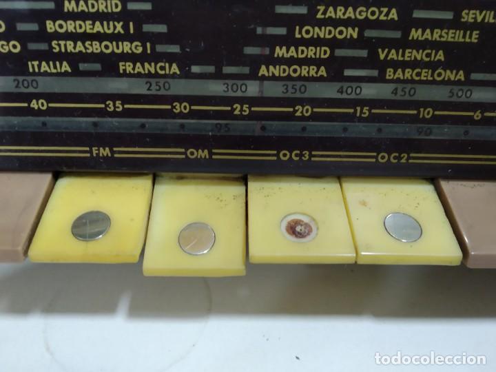 Radios de v&aacute;lvulas: ANTIGUA RADIO PHILIPS FUNCIONANDO - Foto 4
