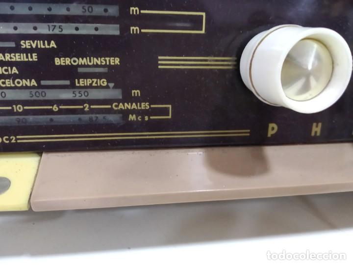Radios de v&aacute;lvulas: ANTIGUA RADIO PHILIPS FUNCIONANDO - Foto 5
