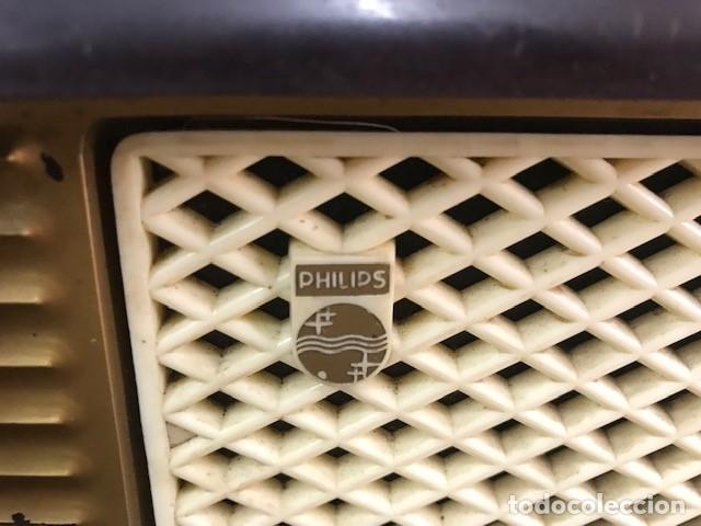 Radios de v&aacute;lvulas: Radio Philips baquelita - Foto 2
