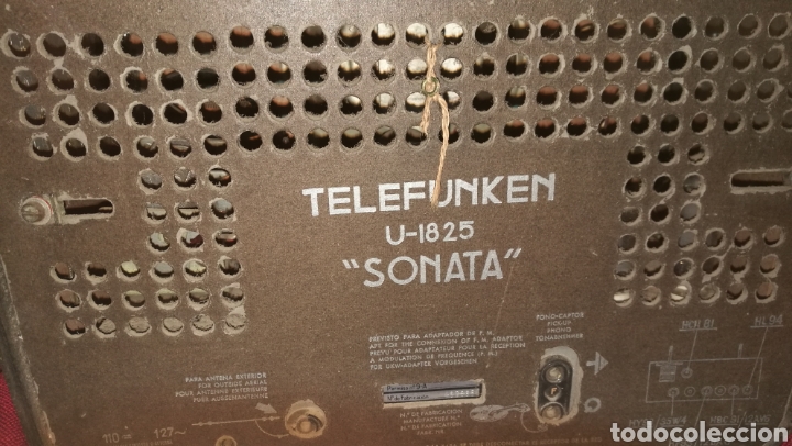 Radios de v&aacute;lvulas: ANTIGUO RADIO MADERA TELEFUNKE - Foto 6