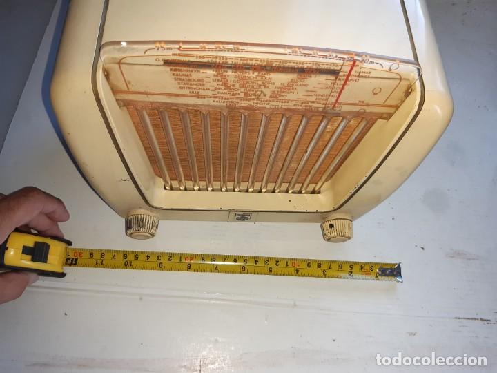 Radios de v&aacute;lvulas: Radio antugua Philips peineta blanco - Foto 2