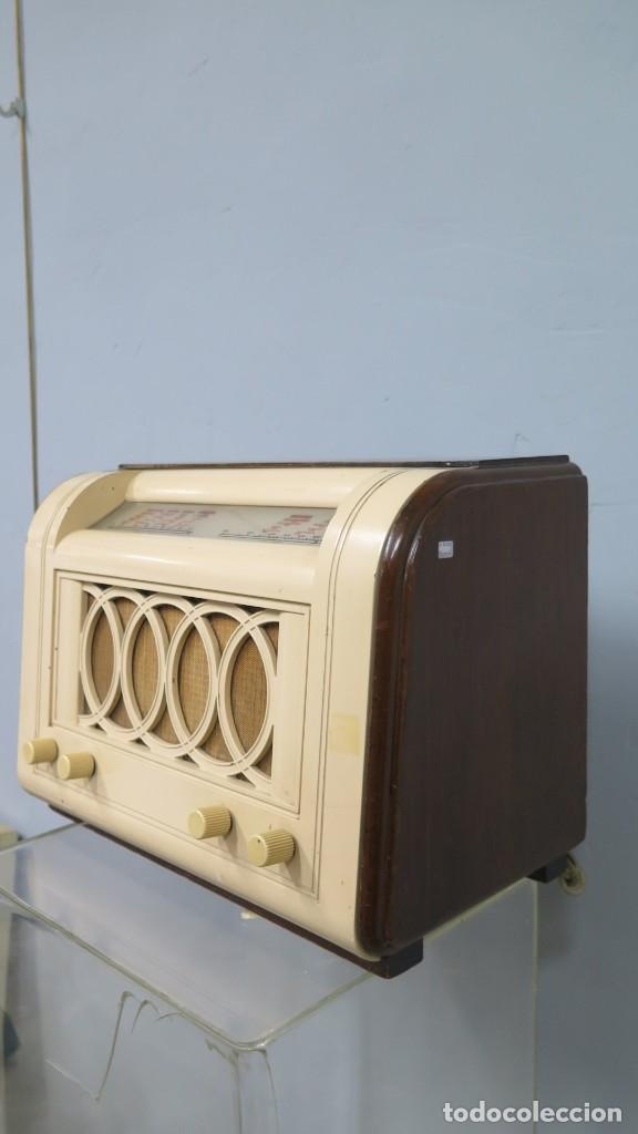 Radios de v&aacute;lvulas: RADIO. HIS MASTERS VOICE. MOD. 1356 - Foto 6