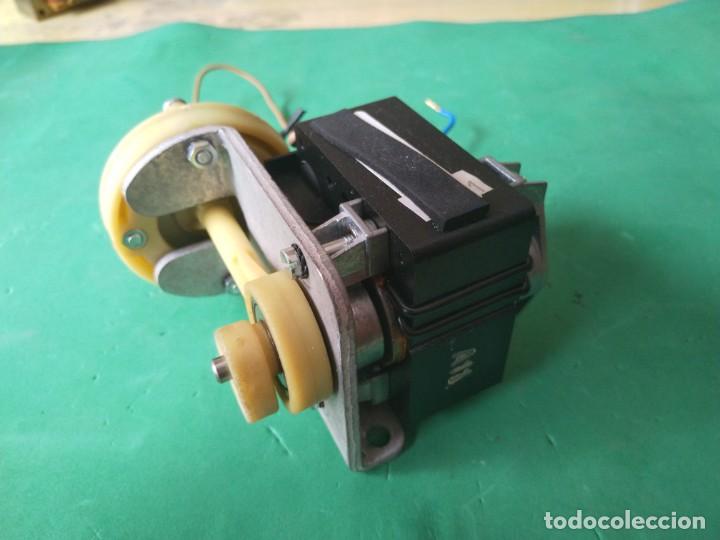 Radios de v&aacute;lvulas: Motor con bomba de aire - Foto 4