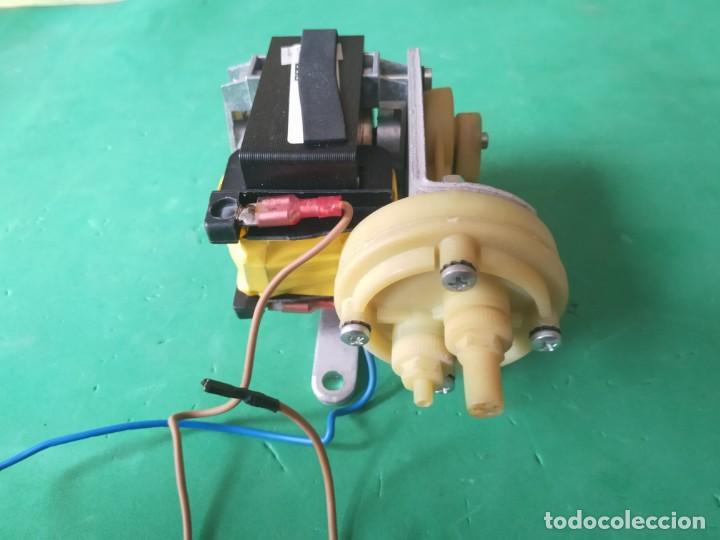 Radios de v&aacute;lvulas: Motor con bomba de aire - Foto 5