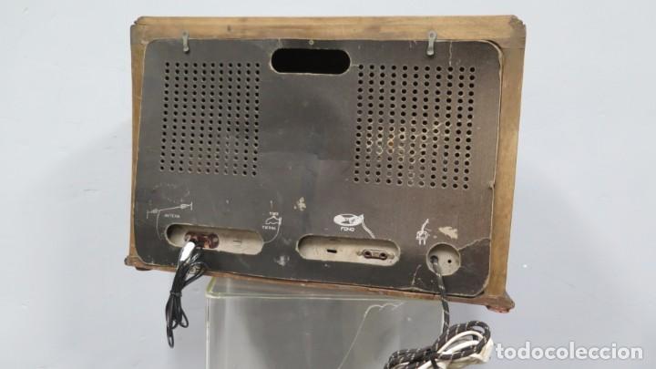 Radios de v&aacute;lvulas: GRAN RADIO CON CAJA DE TARACEA - Foto 7