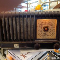 Radio a valvole: RADIO DE BAQUELITA PHILIPS MODELO BE-392-A DEL AÑO 1950 , FUNCIONA. Lote 212827792