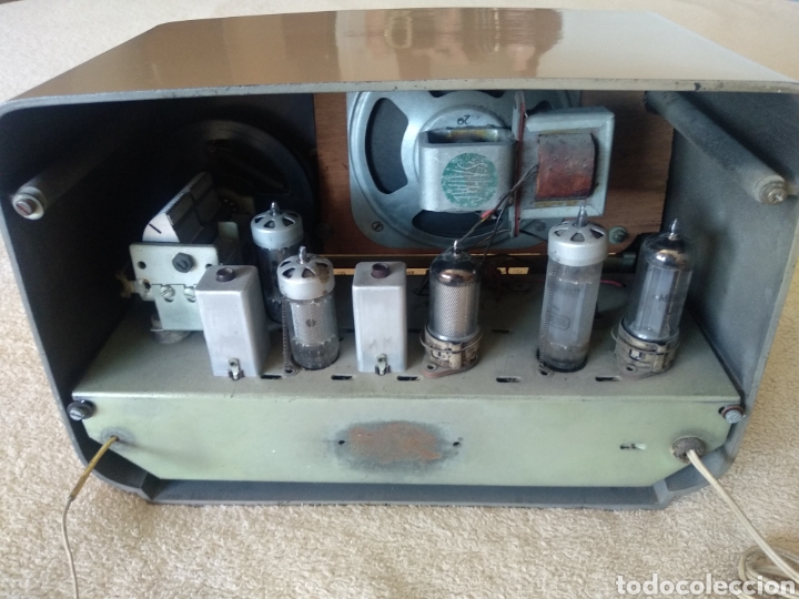 Radios de v&aacute;lvulas: RADIO DE BAQUELITA FUNCIONANDO - Foto 4