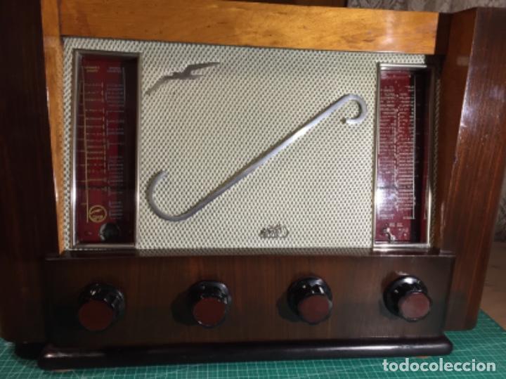 Radios de v&aacute;lvulas: Radio antigua sin marca - Foto 9