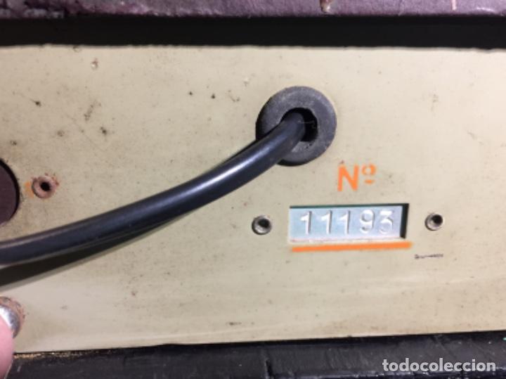 Radios de v&aacute;lvulas: Radio antigua sin marca - Foto 16