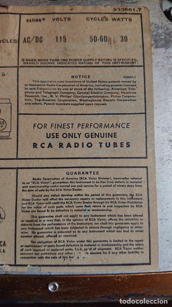 Radios de válvulas: RADIO DE VALVULAS CARCASA DE BAQUELITA - MARCA RCA VICTOR MODELO: 66X1 - AÑO 1946 - FUNCIONANDO - - Foto 10 - 237561845