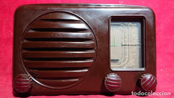 PRECIOSA RADIO SUIZA DE VALVULAS PAILLARD MODELO 431 - CARCASA Y BOTONERA BAQUELITA - AÑO 1942/43 (Radios, Gramófonos, Grabadoras y Otros - Radios de Válvulas)