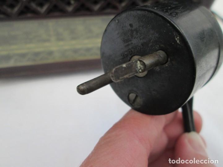 Radios de v&aacute;lvulas: Radio de v&aacute;lvulas. baquelita. Marca Philips - Foto 10
