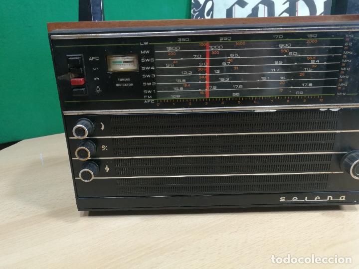 Radios de v&aacute;lvulas: RADIO ANTIGUA MULTIBANDA, BIEN CONSERVADA - Foto 3