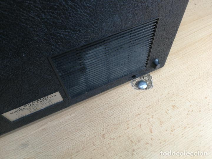 Radios de v&aacute;lvulas: RADIO TOCADISCOS CASETE DE MALETIN SILVANA - Foto 11