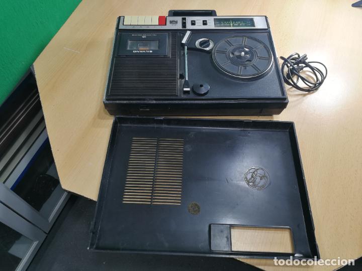 Radios de v&aacute;lvulas: RADIO TOCADISCOS CASETE DE MALETIN SILVANA - Foto 15