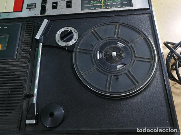 Radios de v&aacute;lvulas: RADIO TOCADISCOS CASETE DE MALETIN SILVANA - Foto 16
