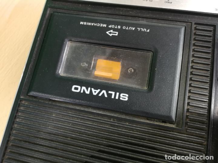 Radios de v&aacute;lvulas: RADIO TOCADISCOS CASETE DE MALETIN SILVANA - Foto 18