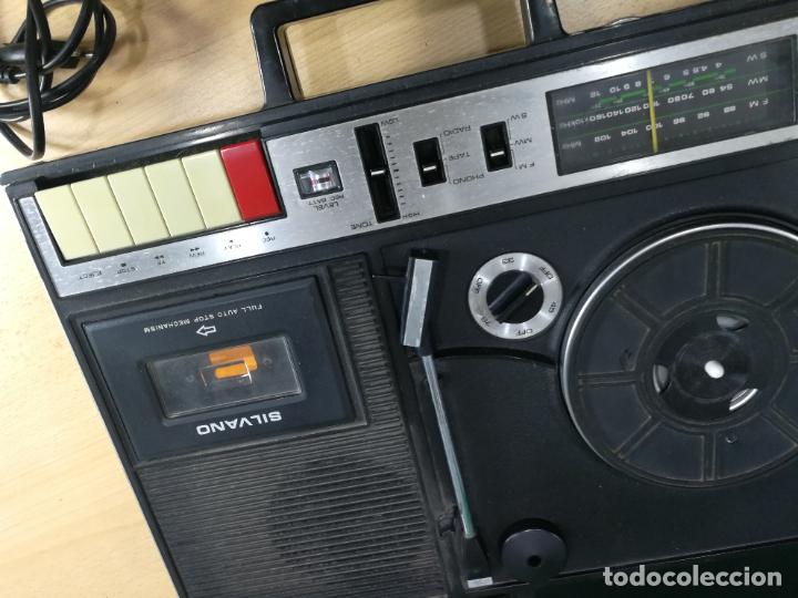 Radios de v&aacute;lvulas: RADIO TOCADISCOS CASETE DE MALETIN SILVANA - Foto 20