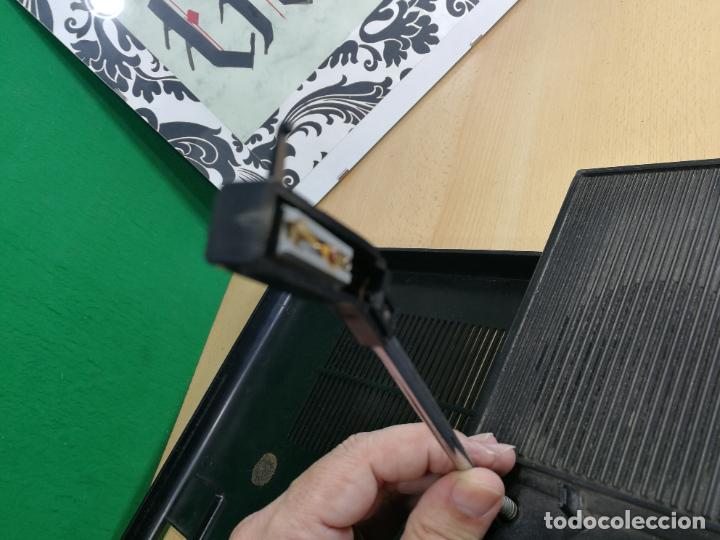 Radios de v&aacute;lvulas: RADIO TOCADISCOS CASETE DE MALETIN SILVANA - Foto 24