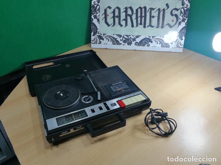 Radios de v&aacute;lvulas: RADIO TOCADISCOS CASETE DE MALETIN SILVANA - Foto 29