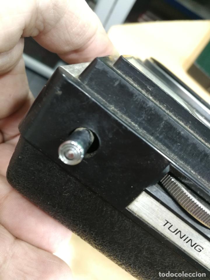 Radios de v&aacute;lvulas: RADIO TOCADISCOS CASETE DE MALETIN SILVANA - Foto 30