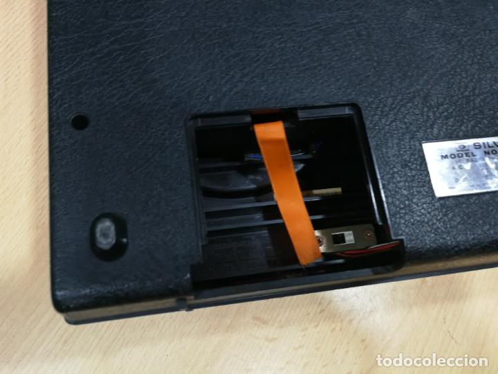 Radios de v&aacute;lvulas: RADIO TOCADISCOS CASETE DE MALETIN SILVANA - Foto 43