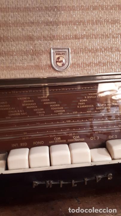 Radios de v&aacute;lvulas: Radio antigua - Foto 4
