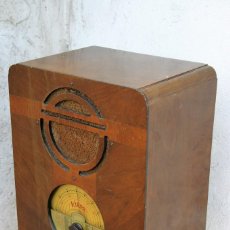 Radios de válvulas: RADIO VIDOR AÑO 1937 FUNCIONA. Lote 262175700