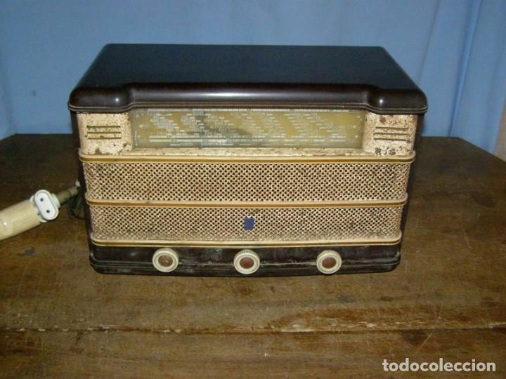 Radios de válvulas: Ancien poste TSF Radiola de 1951 modèle RA30A - Foto 1 - 268951834