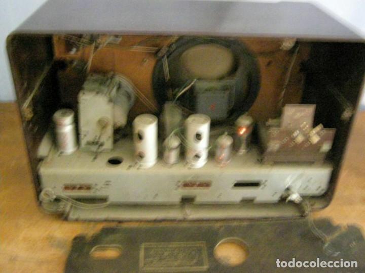 Radios de válvulas: Ancien poste TSF Radiola de 1951 modèle RA30A - Foto 3 - 268951834