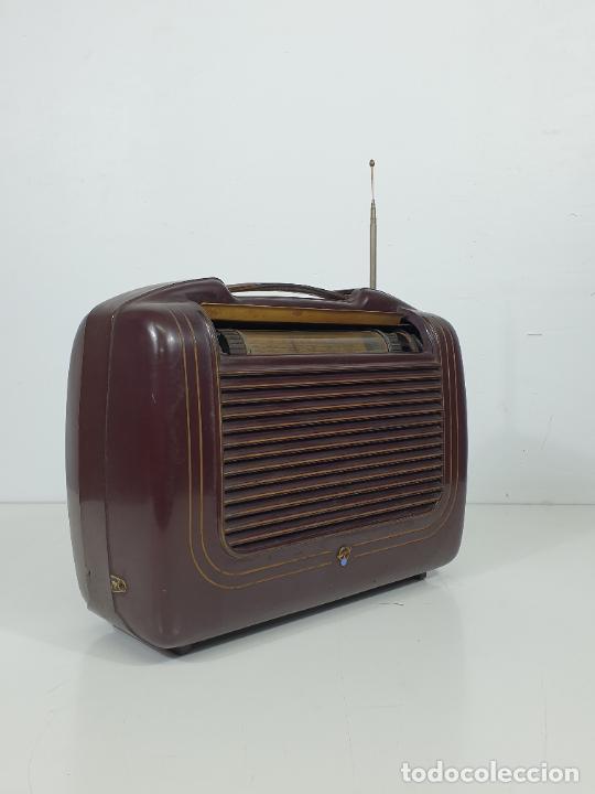 Radios de válvulas: Radio Blaupunkt - Baquelita - Asa Superior en Piel - de Colección!!! - Foto 2 - 279428543