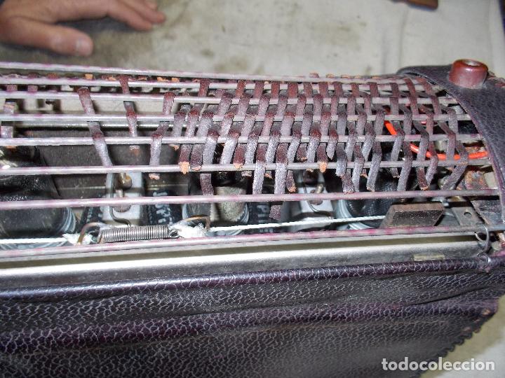 Radios de v&aacute;lvulas: radio con forma de libro - Foto 13