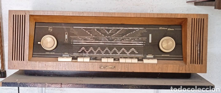 Radios de v&aacute;lvulas: RADIO DE V&Aacute;LVULAS. PHILIPS.EN USO. - Foto 1