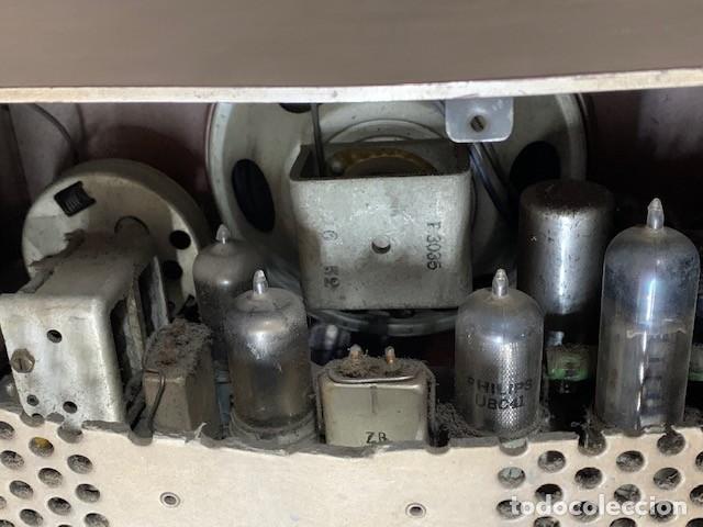 Radios de v&aacute;lvulas: Radio antigua Philips a v&aacute;lvulas - Foto 6