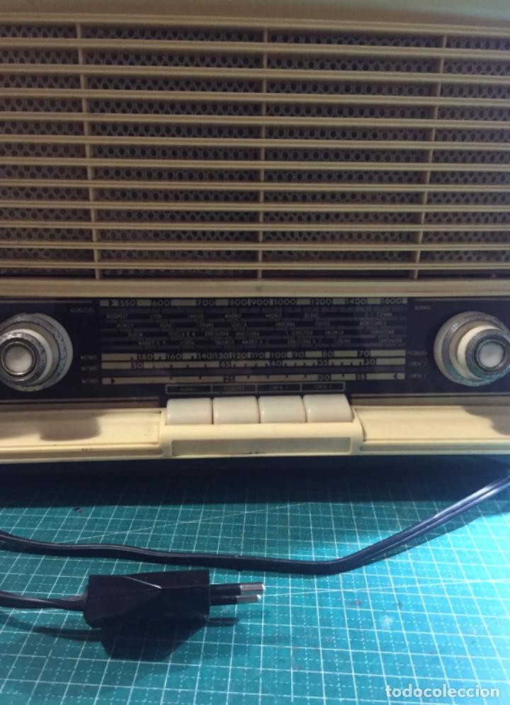 Radios de v&aacute;lvulas: Radio invicta ( funciona) - Foto 13