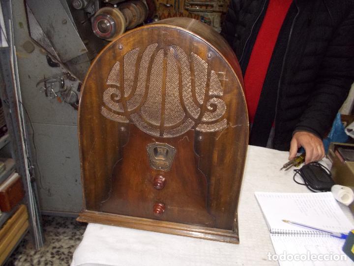 Radios de v&aacute;lvulas: radio capilla Clarion - Foto 1