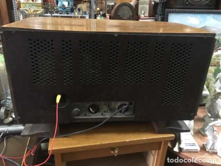 Radios de v&aacute;lvulas: Radio antigua a v&aacute;lvulas - Foto 6