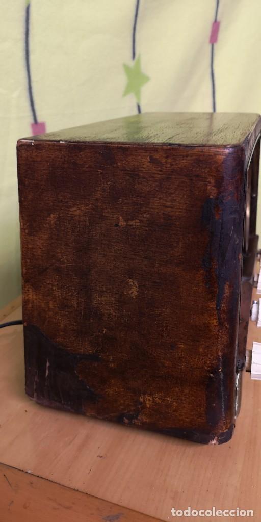 Radios de v&aacute;lvulas: Radio caja de madera REF. RM 2255 - Foto 4
